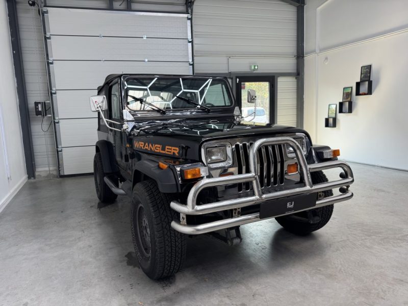 JEEP WRANGLER YN95 - BVM5 - 4.0I 182Ch - VEHICULE DE COLLECTION - GARANTIE 12 MOIS