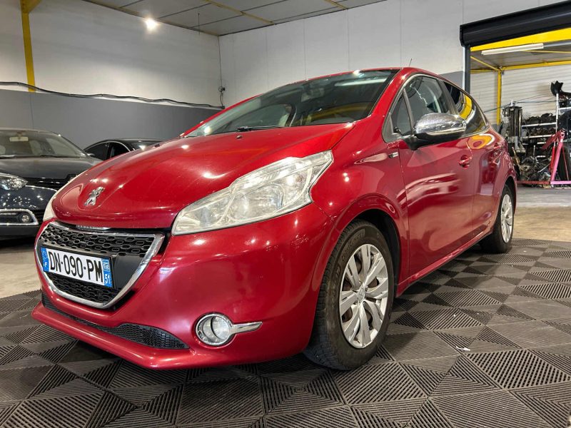 PEUGEOT 208 1.6 E-HDI 92CH 