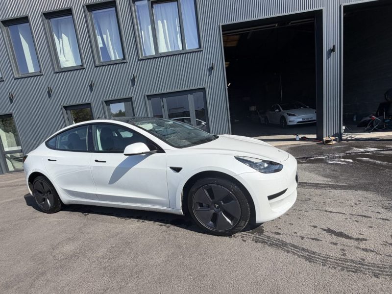 TESLA MODEL 3 STANDARD PLUS RWD 2022 ATTELAGE