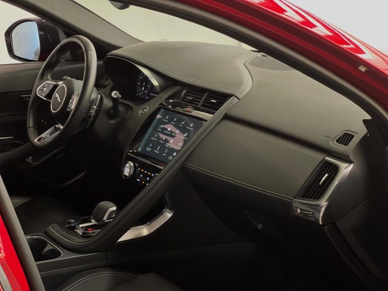 JAGUAR E-PACE R-DYNAMIC 2.0 200CH SE