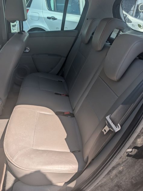RENAULT CLIO III PHASE 2 1.5DCI 105CH INITIALE PARIS CARTE MAIN LIBRE/GPS GARANTIE 12 MOIS