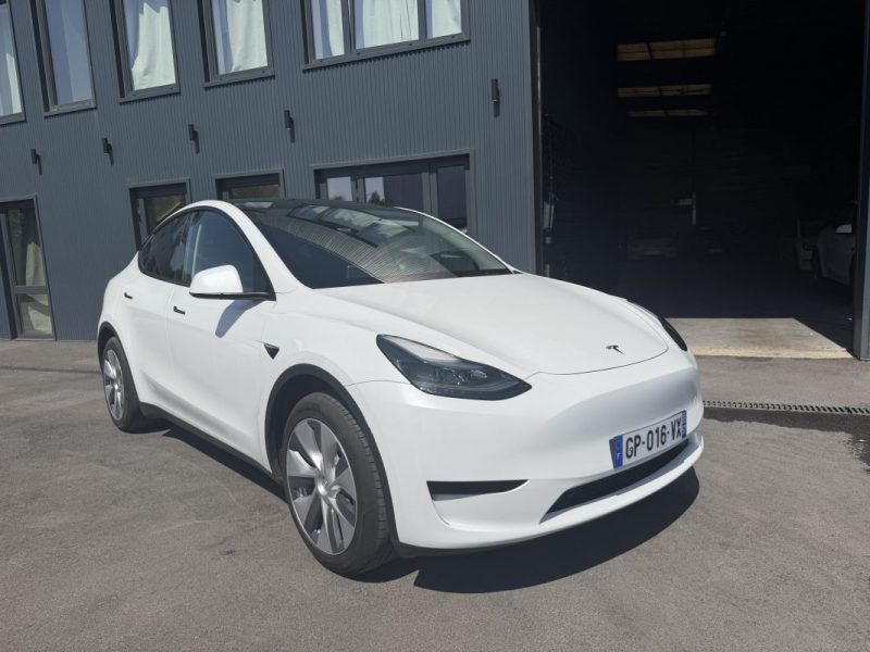TESLA MODEL Y STANDARD RWD 2023