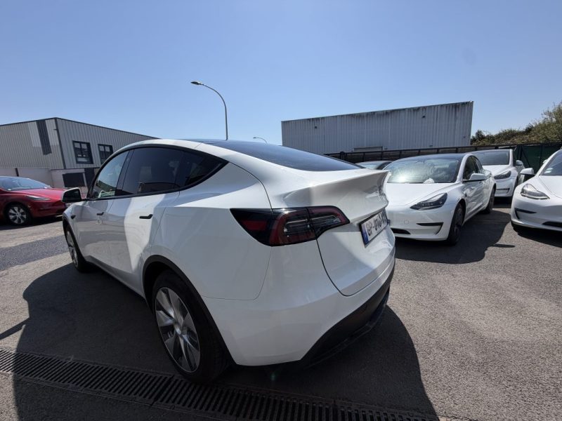 TESLA MODEL Y STANDARD RWD 2023