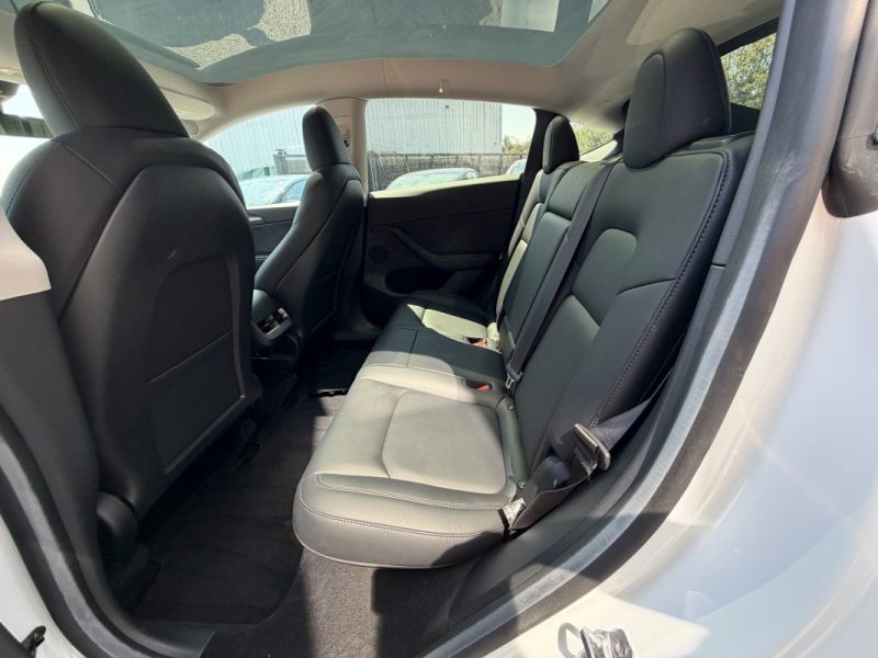 TESLA MODEL Y STANDARD RWD 2023