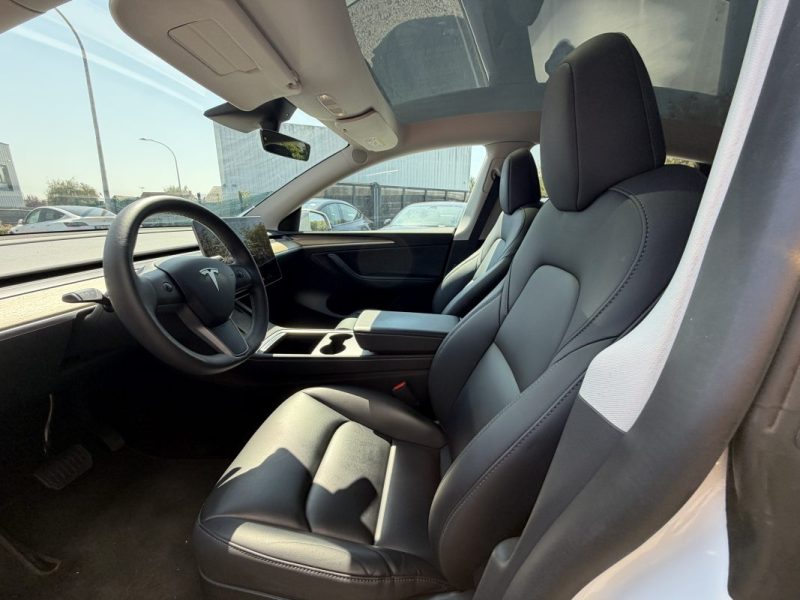 TESLA MODEL Y STANDARD RWD 2023