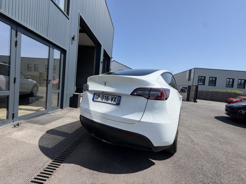 TESLA MODEL Y STANDARD RWD 2023