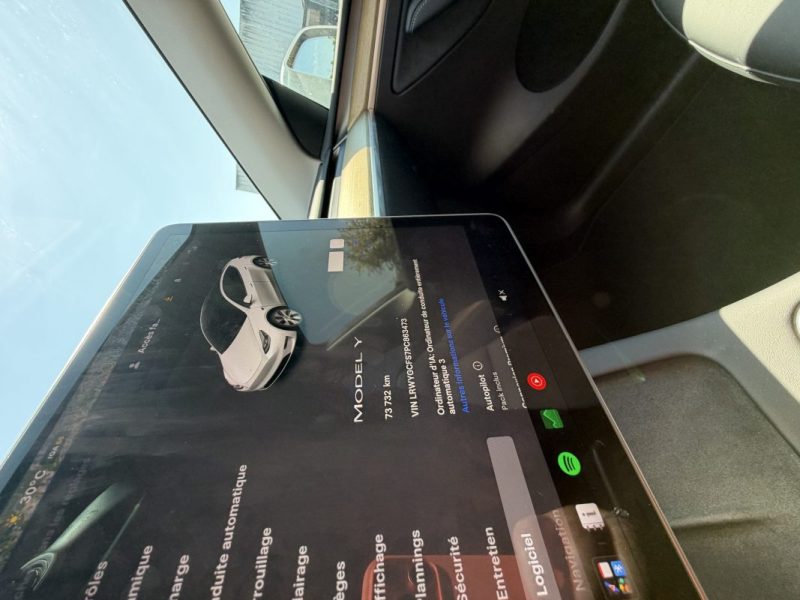 TESLA MODEL Y STANDARD RWD 2023