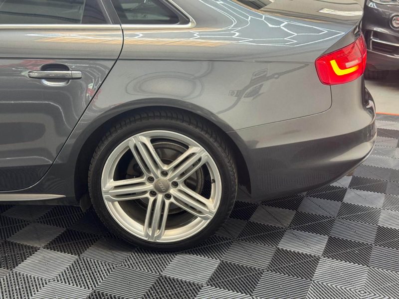 AUDI A4 2.0 TDI 150ch S-LINE MULTITRONIC GARANTIE 12 MOIS 🇨🇵 