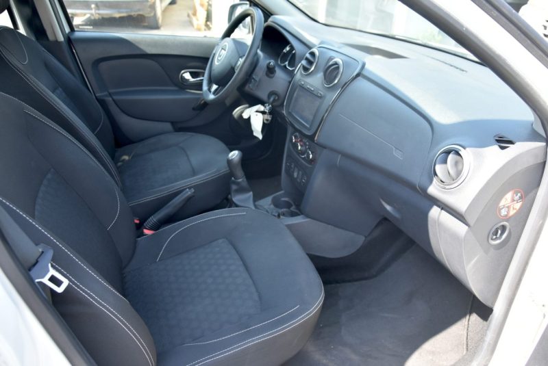 DACIA SANDERO 1.5 DCI 90 Black Touch - 70 700 km -1ère Main