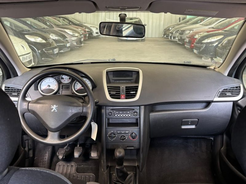 Peugeot 207 1.4 hdi PACK CLIM DISTRIBUTION NEUF