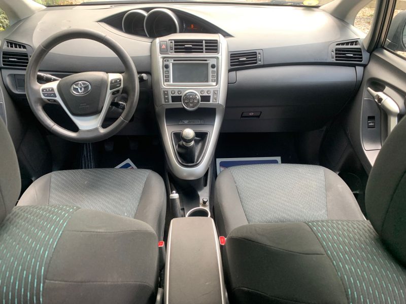 TOYOTA VERSO 126 D-4D ACTIVE 2012