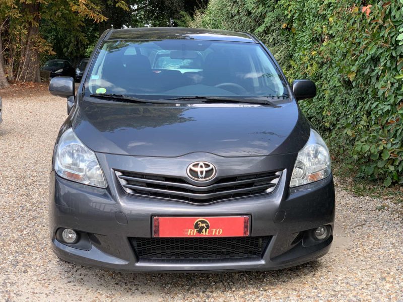 TOYOTA VERSO 126 D-4D ACTIVE 2012