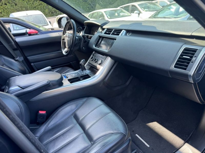 LAND ROVER RANGE ROVER SPORT 3.0 SDV6 306cv HSE SPORT / GARANTIE 12 MOIS / SUIVIE LAND 