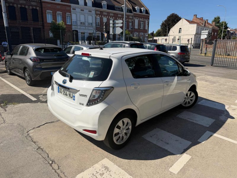 TOYOTA YARIS III HYBRID 1.5 vvt-i 100cv DYNAMIC - CAMERA/BLUETOOTH/LED