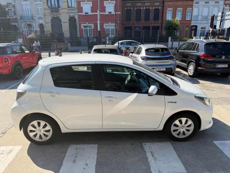 TOYOTA YARIS III HYBRID 1.5 vvt-i 100cv DYNAMIC - CAMERA/BLUETOOTH/LED