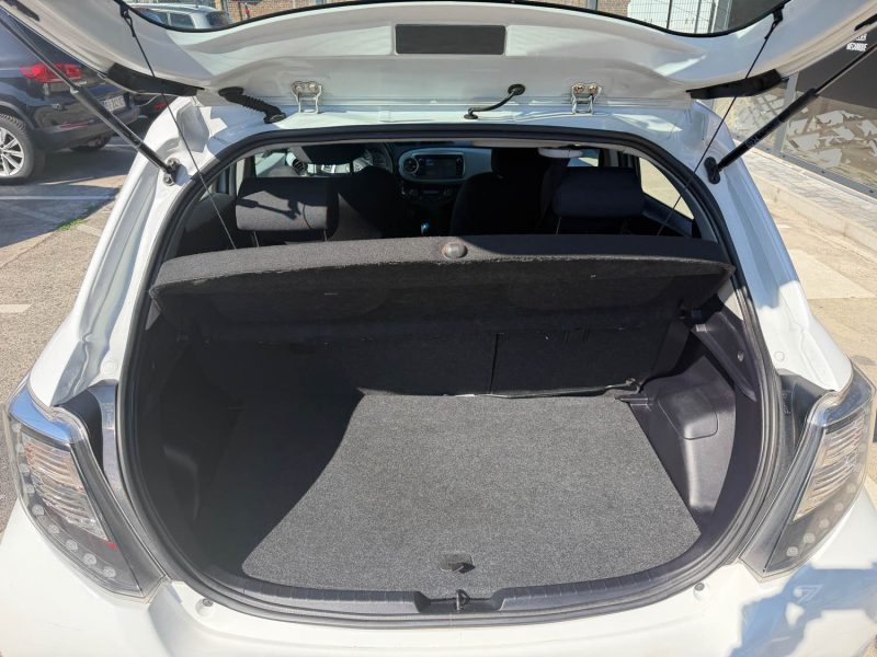 TOYOTA YARIS III HYBRID 1.5 vvt-i 100cv DYNAMIC - CAMERA/BLUETOOTH/LED