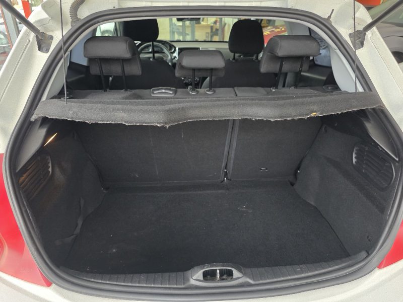 PEUGEOT 208 I (CA_, CC_) 1.4 HDI 70CH ANNEE 2013 182000KM