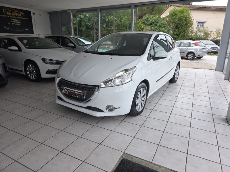 PEUGEOT 208 I (CA_, CC_) 1.4 HDI 70CH ANNEE 2013 182000KM