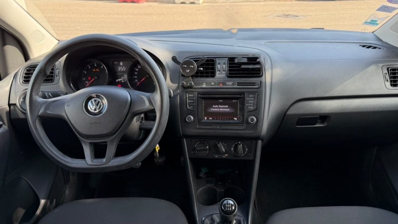 VOLKSWAGEN POLO 1.0 60 TRENDLINE 2016