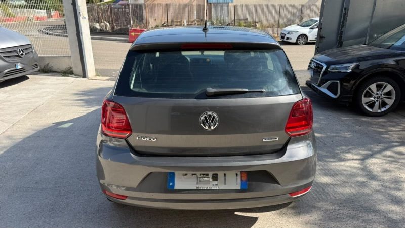 VOLKSWAGEN POLO 1.0 60 TRENDLINE 2016