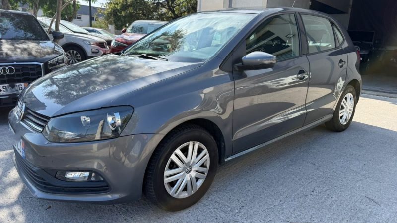 VOLKSWAGEN POLO 1.0 60 TRENDLINE 2016