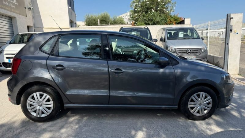 VOLKSWAGEN POLO 1.0 60 TRENDLINE 2016