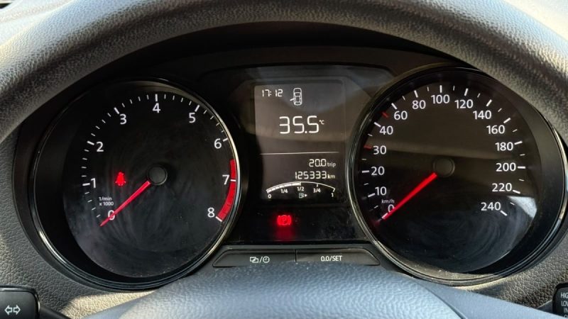 VOLKSWAGEN POLO 1.0 60 TRENDLINE 2016