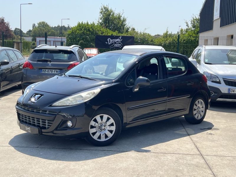PEUGEOT 207 1.4 VTI - 16V / Garantie 3/12 Mois