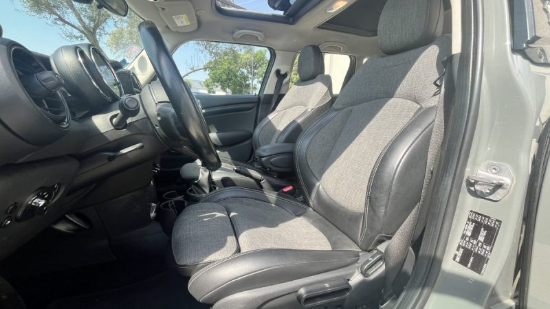 MINI MINI III COOPER 136 BLACKFRIAS 2018