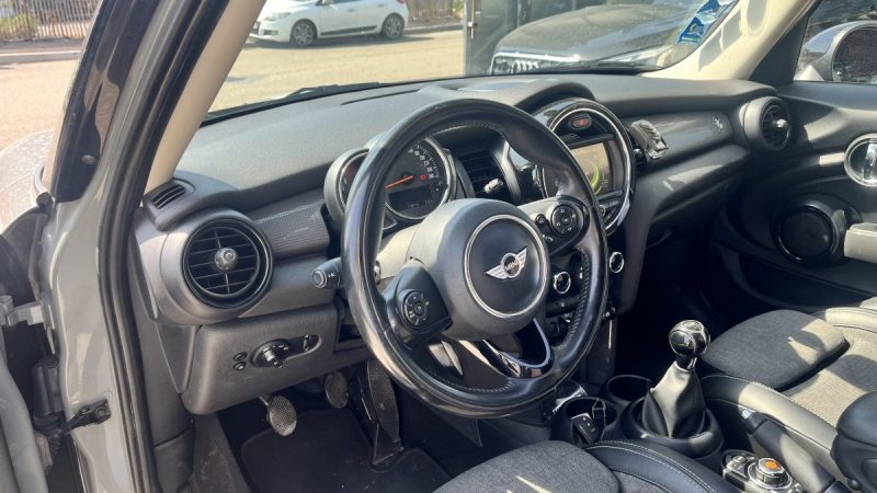 MINI MINI III COOPER 136 BLACKFRIAS 2018