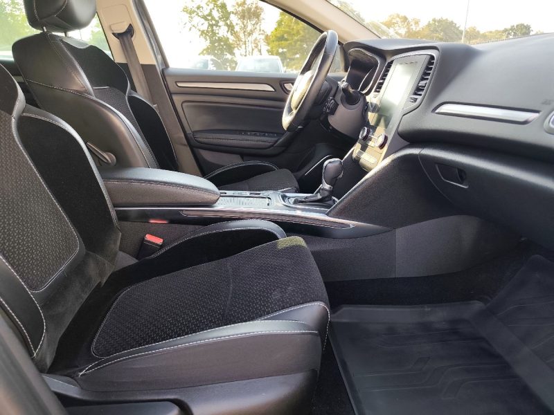 RENAULT MEGANE IV TCE 130 INTENS EDC 2017