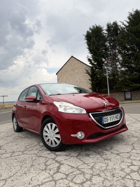 PEUGEOT 208 1.2 VTI 82 GARANTIE ET REVISÉ ✅