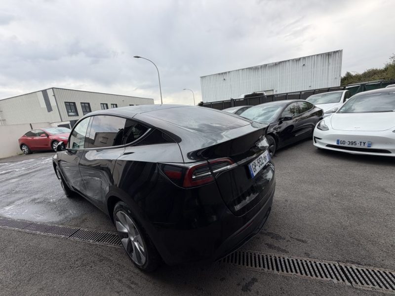 TESLA MODEL Y STANDARD RWD 2023