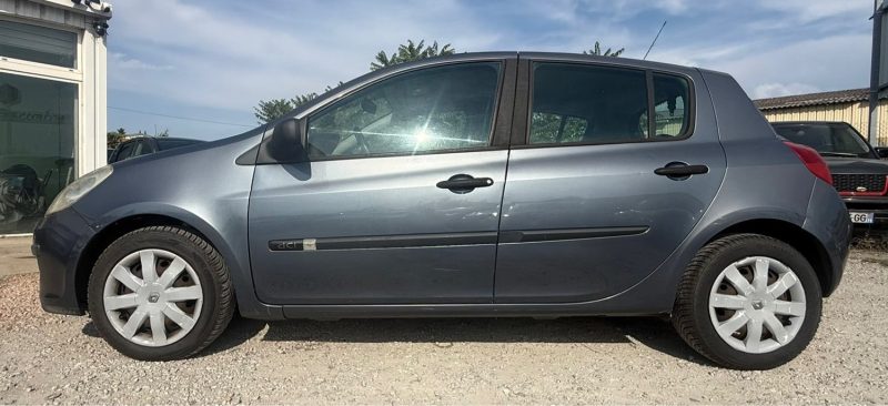 Renautl Clio 3 1.5 Dci 70 Ch Garantie 