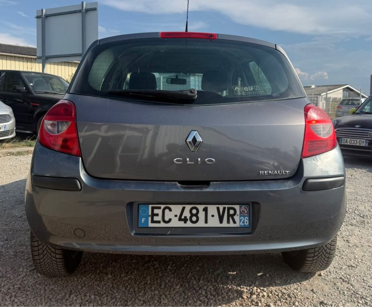 Renautl Clio 3 1.5 Dci 70 Ch Garantie 
