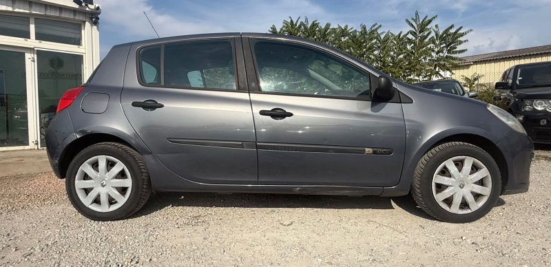 Renautl Clio 3 1.5 Dci 70 Ch Garantie 