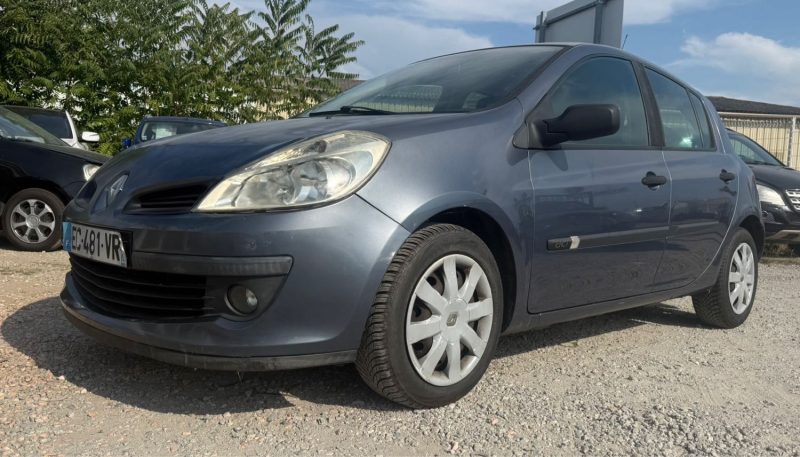 Renautl Clio 3 1.5 Dci 70 Ch Garantie 
