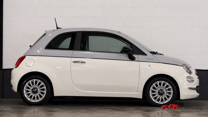 FIAT 500 1.0 HYBRID 70 DOLCEVITA SPIAGGINA – 32 900 KM – CARPLAY – TOIT PANORAMIQUE – BICOLORE