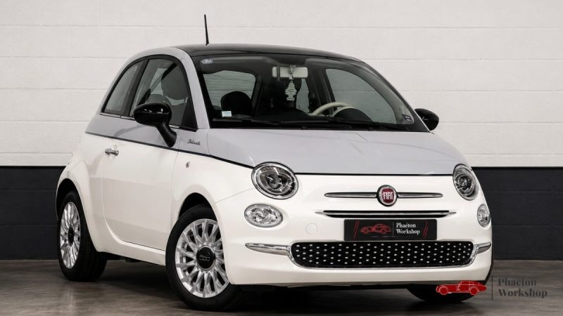 FIAT 500 1.0 HYBRID 70 DOLCEVITA SPIAGGINA – 32 900 KM – CARPLAY – TOIT PANORAMIQUE – BICOLORE