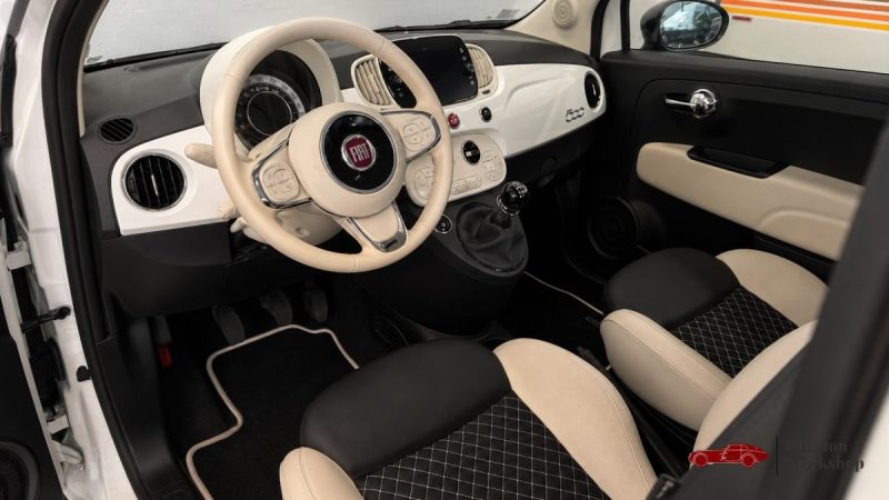 FIAT 500 1.0 HYBRID 70 DOLCEVITA SPIAGGINA – 32 900 KM – CARPLAY – TOIT PANORAMIQUE – BICOLORE