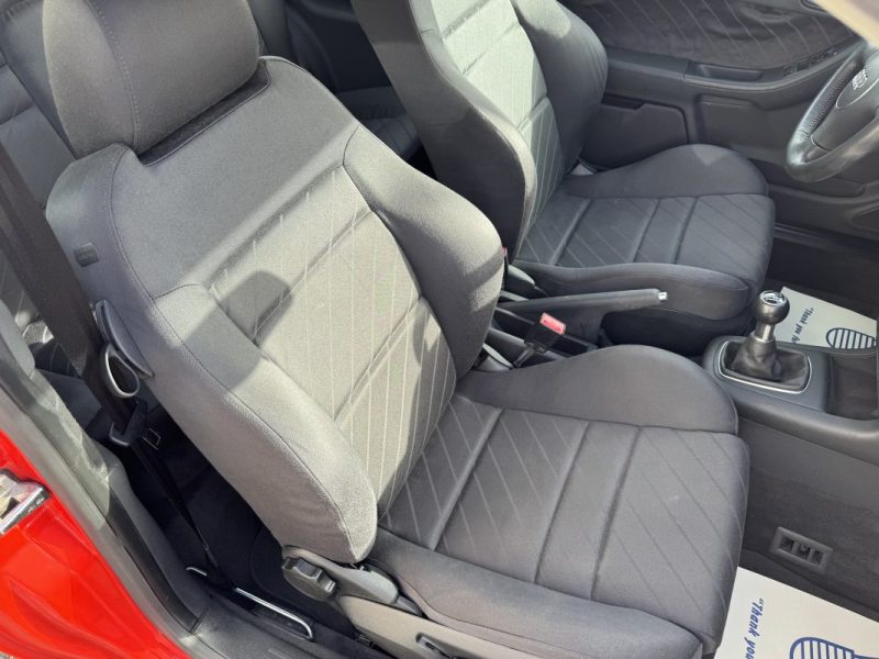 AUDI A3 1.9 TDI 130 ch Ambition BV6 1ER Main
