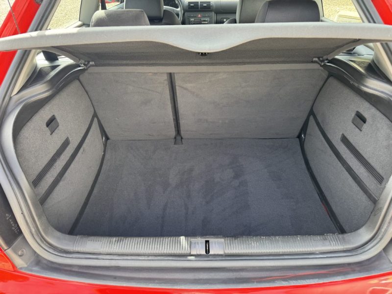 AUDI A3 1.9 TDI 130 ch Ambition BV6 1ER Main