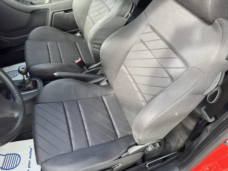 AUDI A3 1.9 TDI 130 ch Ambition BV6 1ER Main