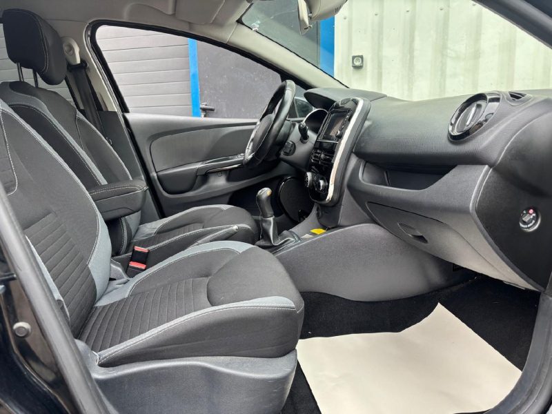 RENAULT CLIO IV ESTATE 0.9 TCE 90 INTENS 
