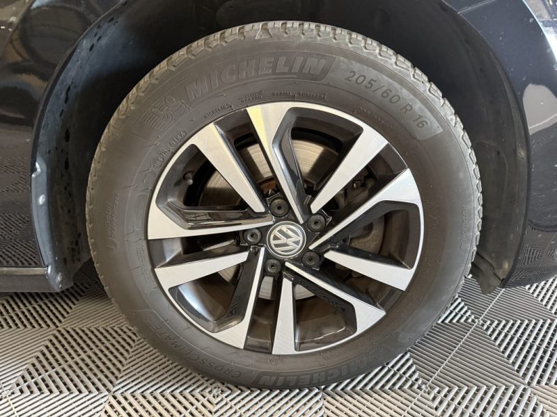 VOLKSWAGEN TOURAN 2.0 TDI 115ch IQ DRIVE DSG7 7 PL