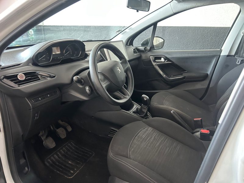PEUGEOT 208 1.6 HDi 75 ACTIVE