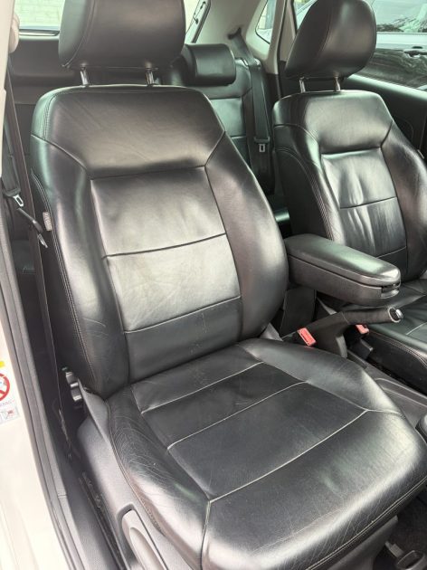Volkswagen Polo 1.2 TDI 75ch Rline ( Sièges cuir chauffant / Crochet d'attelage / Carplay )  