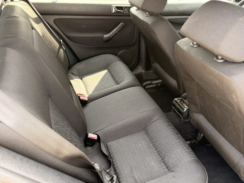VOLKSWAGEN GOLF IV 1.9 TDI 110CV  2001 225 000KM