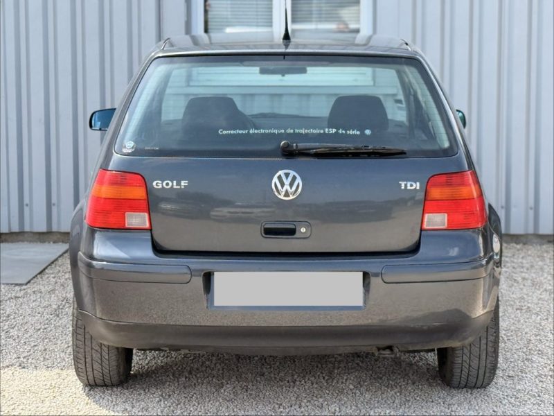 VOLKSWAGEN GOLF IV 1.9 TDI 110CV  2001 225 000KM