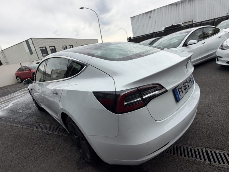 TESLA MODEL 3 STANDARD PLUS 2020 ATTELAGE